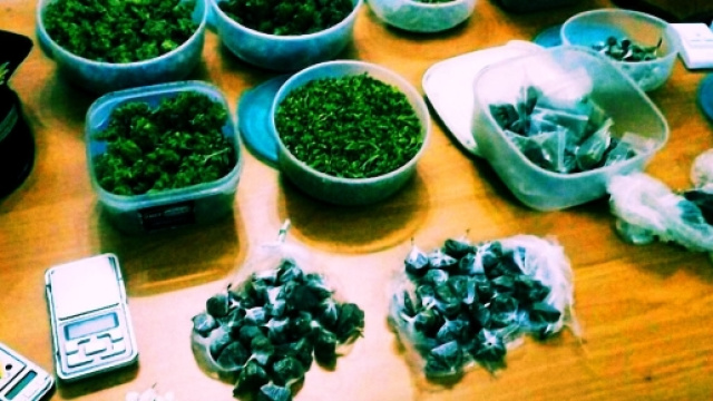 La droga sequestrata dai Carabinieri nel quartiere di Sant'Elia.