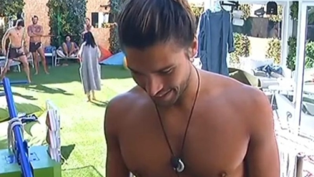 Luca Onestini litiga con Raffaello Tonon al Grande Fratello VIP