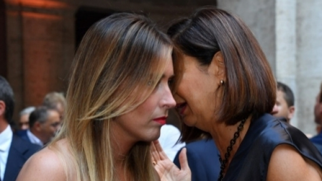 Maria Elena Boschi e Laura Boldrini. Ruoli diversi delle donne nella vicenda della mozione Pd contro Visco