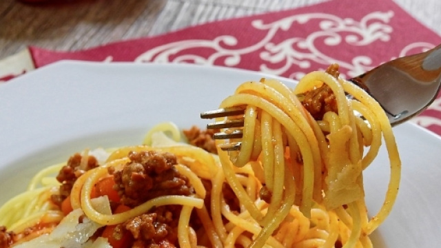 Spaghetti con farina di grano duro e farina d'orzo