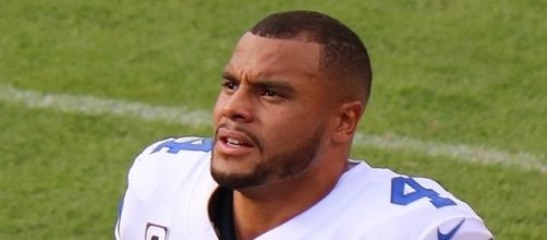 Dak is a good choice. Jeffrey Beall via Wikimedia Commons