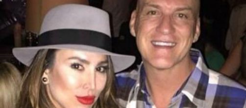 Kelly Dodd and husband Michael in happier times. [Image Credit: Photo via Facebook]