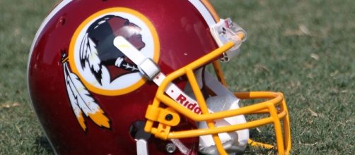 Washington Redskins helmet (Keith Allison via Flickr).