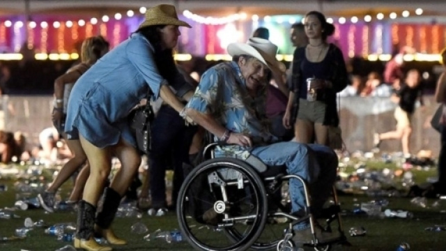 Una delle drammatiche immagini della carneficina in America