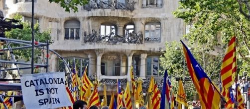 Catalonia is not Spain [Image by SBA7 |Flickr| Cropped | CC BY-SA 2.0 ]