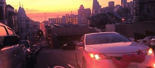 Google's Alphabet Inc. is now putting its money on Lyft, rival of its former investment partner Uber. | (Image Credit: Wikimedia Commons)