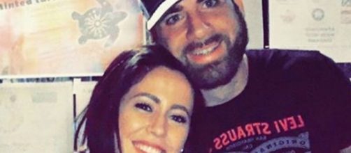 Jenelle Evans spends time with her husband. [Image Credit: Jenelle Evans/Instagram]
