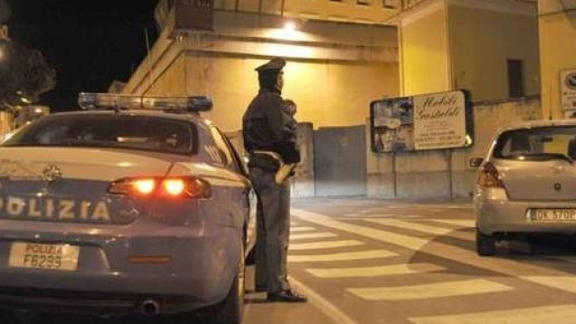 Marocchino trovato in possesso di materiale pedopornografico
