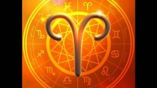 Oroscopo del giorno 24 ottobre 2017, predizioni ultimi sei dello zodiaco