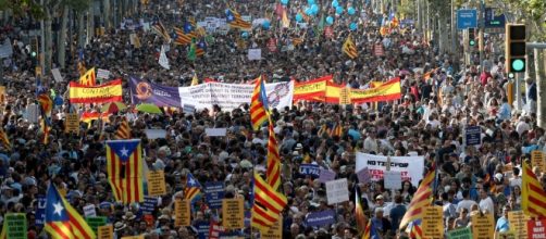 Manifestaci&oacute;n en Barcelona - El soberanismo ensombrece la unidad ... - vozpopuli.com