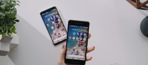 Some Pixel 2 XL users are having difficult times to launch the smartphone&rsquo;s Portrait Mode feature. [Image Credit: Linus Tech Tips/YouTube]