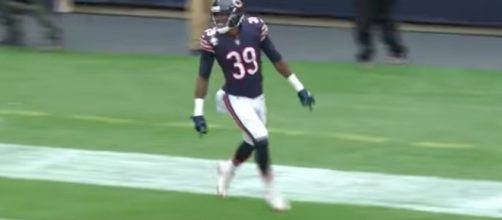 Bears' defensive player Eddie Jackson scored twice in a Chicago win over Carolina on Sunday. [Image via NFL/YouTube]