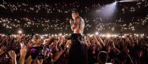 Homenaje a Chester Bennington, mejores canciones - Taringa! - taringa.net