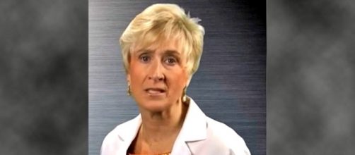 Pamela Gaudry wanted to sing the national anthem for a fallen soldier on board a Delta flight. [Image credit: Inside Edition/YouTube]