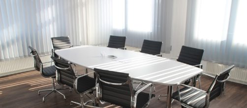 Seven signs that reveal that you are stuck in the wrong business - [Photo by pixabay.com]