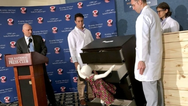 Esperti mostrano la pericolosit&agrave; della Malm per i pi&ugrave; piccoli