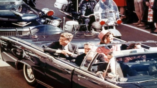 Trump va-t-il autoriser la publication de documents secrets sur l'assassinat de Kennedy ?