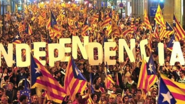 Catalogna: se voti, ti cancello | espress451 - wordpress.com