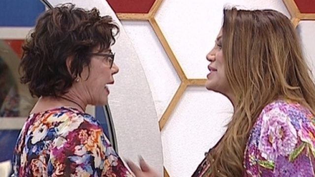 Il duro scontro tra Corinne Clery e Serena Grandi al GF Vip