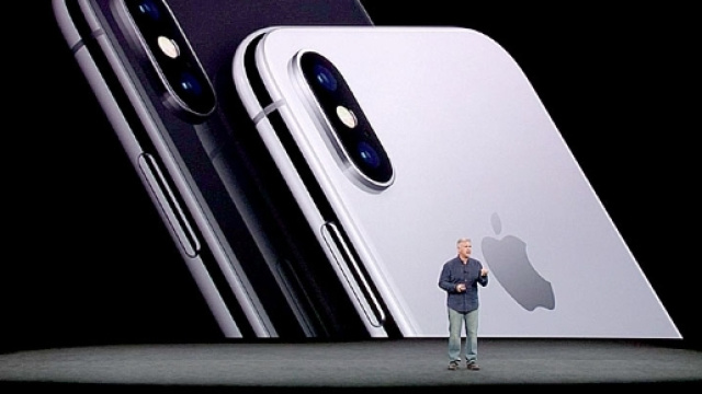 iPhone X, ecco l'aspetto che sarebbe 'accolto' con piacere dai fan Apple - hollywoodreporter.com