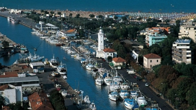 RIMINI. GIGANTE TEDESCO SEMINA TERRORE PER LA CITTA' | Giornale.sm - giornalesm.com