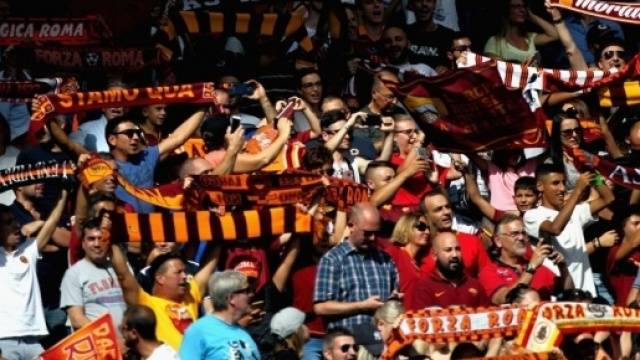 Un ritaglio dei tifosi giallorossi