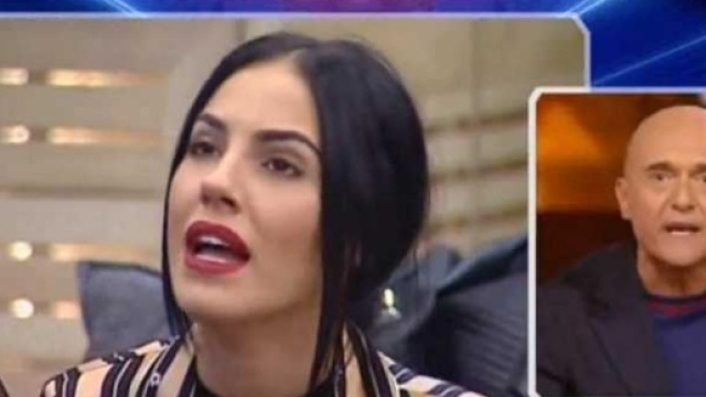 GF Vip, Alfonso Signorini contro Giulia De Lellis
