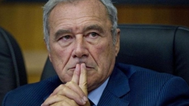 Il presidente Pietro Grasso lascia la delegazione PD al Senato