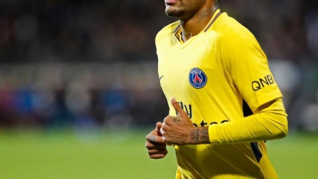 Le 7 ao&ucirc;t 2017, Neymar s'engageait pour cinq ans avec le PSG.