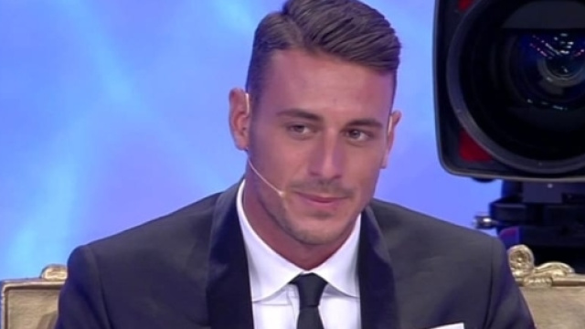 Uomini e Donne, Desir&egrave;e Popper contro Mattia Marciano - Blog - napolitoday.it