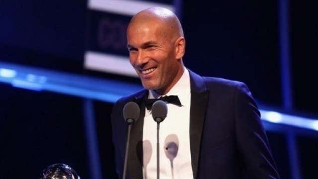 Zinedine Zidane entra&icirc;neur de l'ann&eacute;e 2017