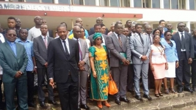 Les intervenants et repr&eacute;sentants du gouvernement durant le colloque (c) Odile Pahai
