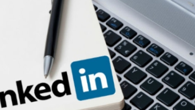 Linkedin scopri come iscriverti gratuitamente - Guide Informative - guideinformative.it