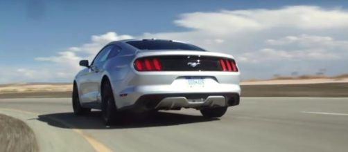 4 sports cars under $30,000. [Image Credit:Motor Trend Channel/YouTube screencap]