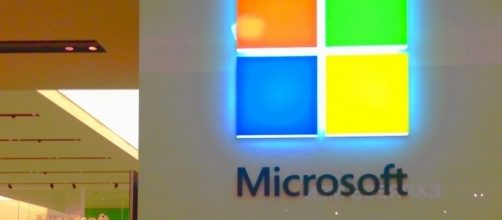 Microsoft is shutting down its Kinect sensor production. (Image Credit: Mike Mozart/Flickr)