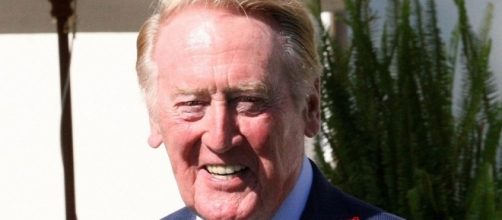Vin Scully - floatjon via Wikimedia Commons