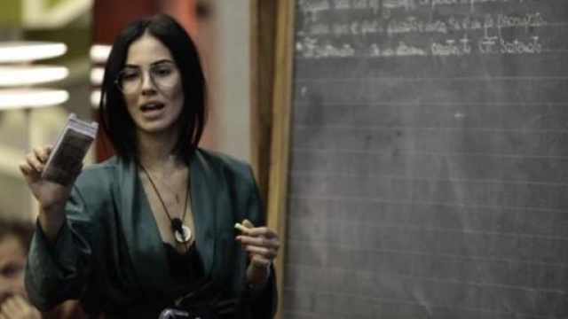 Grande Fratello Vip, Giulia minacciata di morte