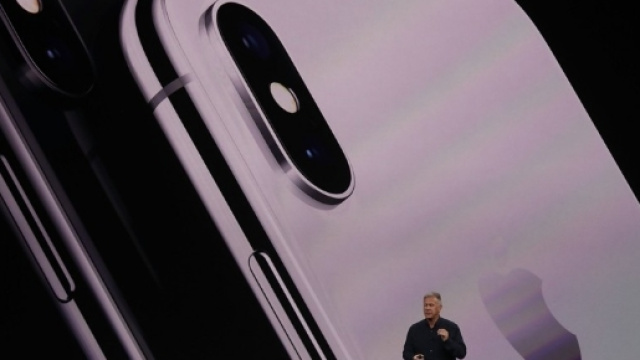 iPhone X: ecco che arriva la smentita attesa e 'desiderata'