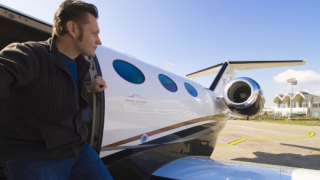 Le foto con i jet privati sono l'ultima moda su Instagram