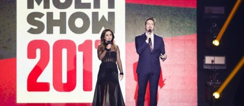 Cantora famosa queria acender cigarro il&iacute;cito no 'Pr&ecirc;mio Multi Show 2017'