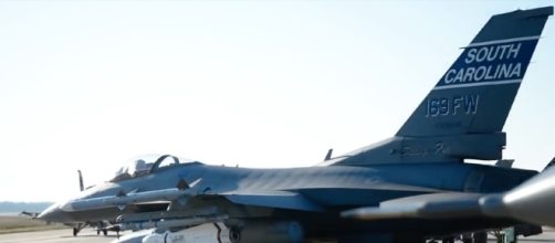 Investigation into US Air Force F-16 crash points to an assembly error. [Image Credit: Youtupe Mania/YouTube]