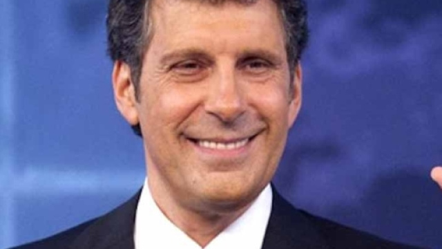 Fabrizio Frizzi, "L'eredit&agrave;" torna a Carlo Conti