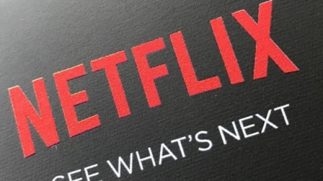 In America ci sono pi&ugrave; abbonati a Netflix che videoregistratori ... - lastampa.it