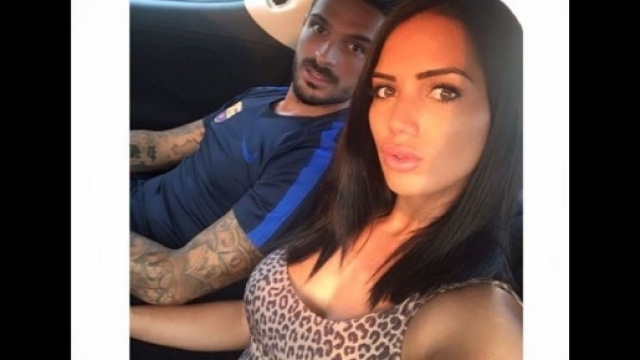 Manon Marsault enceinte de Julien Tanti : Premier enfant pour le ... - purepeople.com