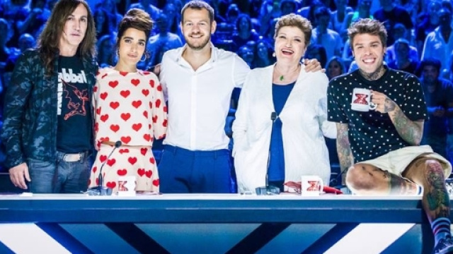 X Factor 2017 repliche sospeso Tv8