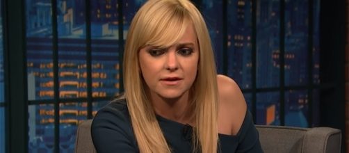 Actress Anna Faris has just released her memoir, "Unqualified." (Late Night with Seth Meyers/YouTube)