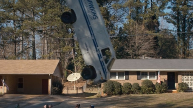 Des voitures &agrave; tomber dans la s&eacute;rie Stranger Things