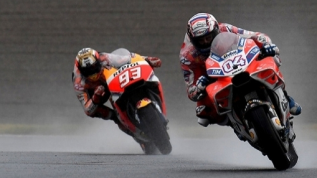 MotoGp Malesia a Sepang, orari tv su Tv8 e Sky di domani 29 ottobre