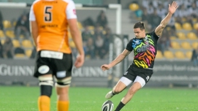 Carlo Canna delle Zebre nella nuova maglia (foto onrugby.it)