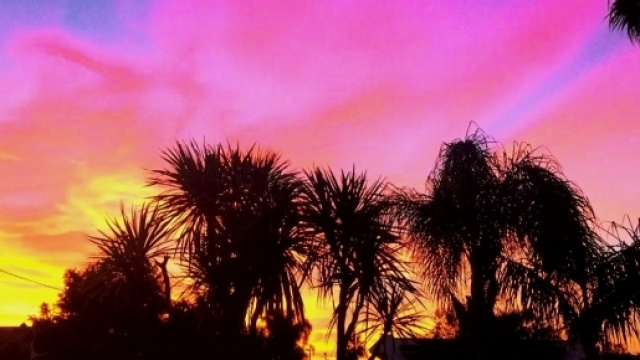 Tramonto rosa ad Erchie - ( Br )